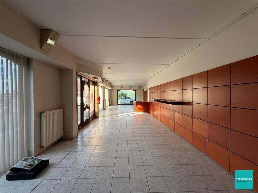 Commerce à louer à Affligem 1790 795.00€ chambres 88.00m² - Annonce 406453