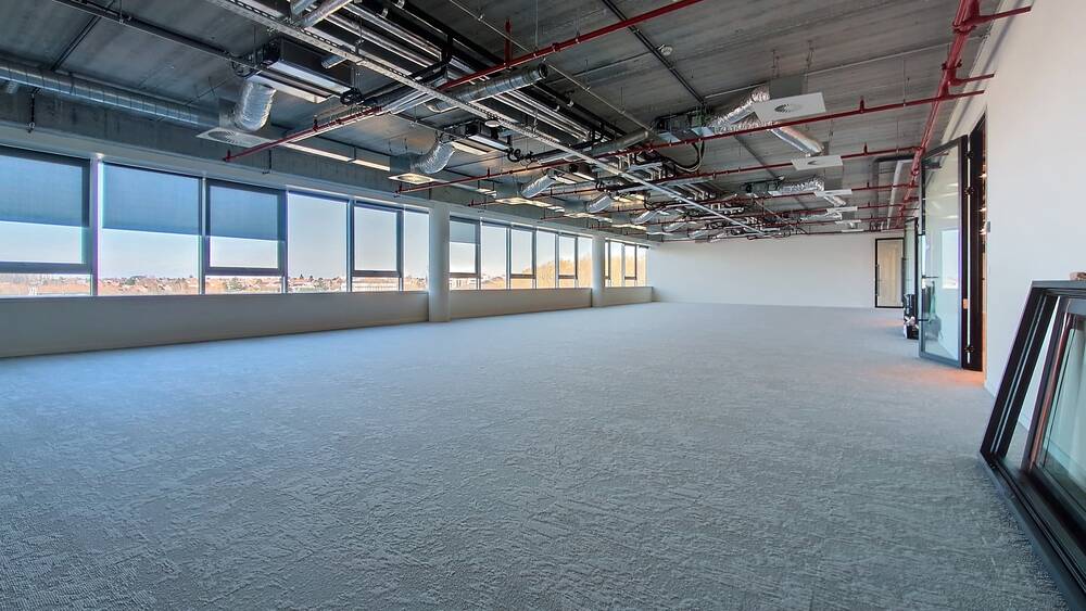 Commerce à louer à Braine-l'Alleud 1420 249.00€  chambres 300.00m² - Annonce 407690