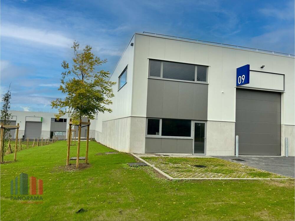 Commerce à louer à Hélécine 1357 1650.00€ chambres 282.00m² - Annonce 412126