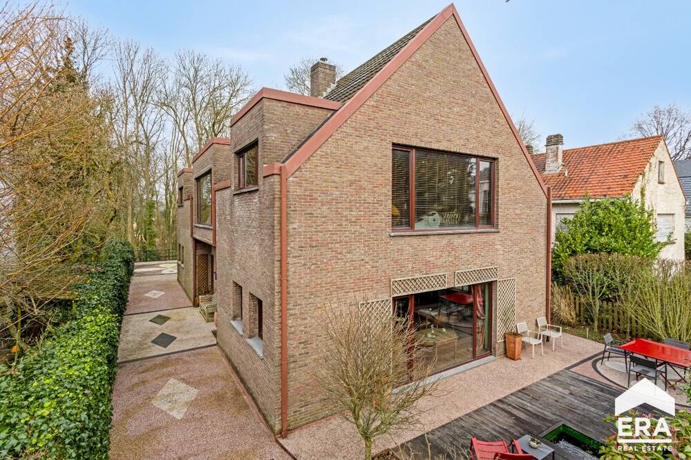 Villa te koop in Sint-Genesius-Rode 1640 795000.00€ 4 slaapkamers 316.00m² - Zoekertje 412349