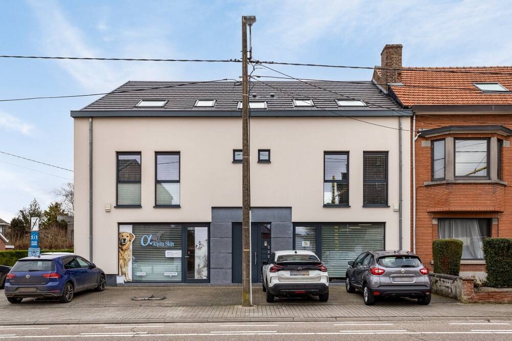 Appartement à vendre à Bost 3300 949000.00€ 0 chambres 400.00m² - Annonce 414171