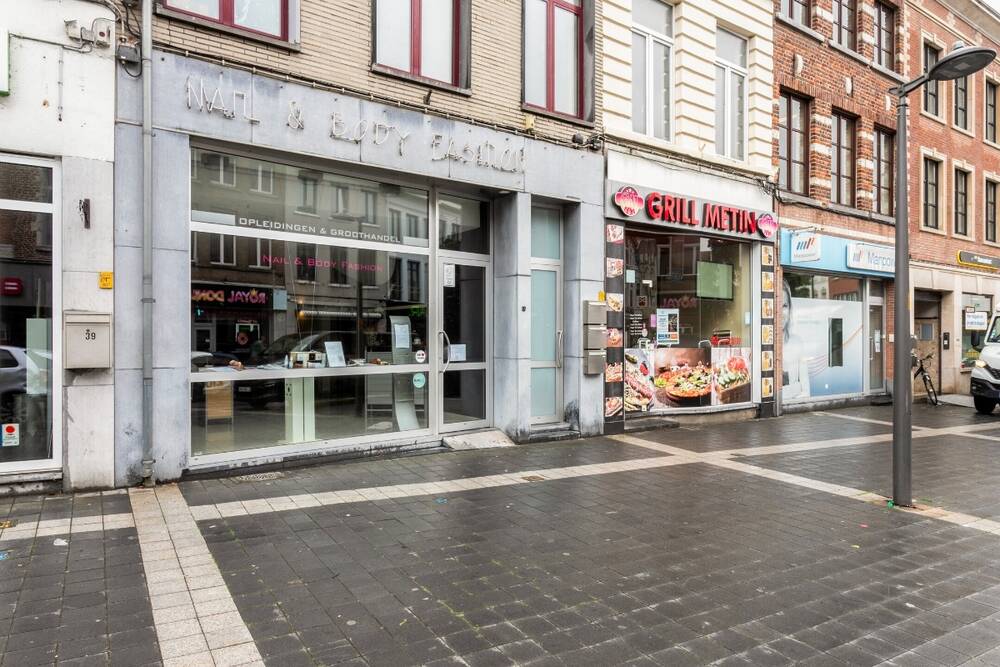 Handelszaak te koop in Tienen 3300 395000.00€ 3 slaapkamers m² - Zoekertje 414542