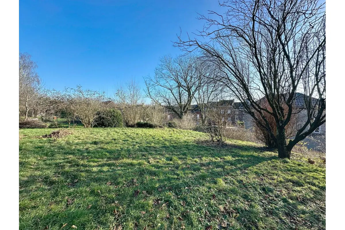 Bouwgrond te  in Nijvel 1400 175000.00€  slaapkamers m² - Zoekertje 416474