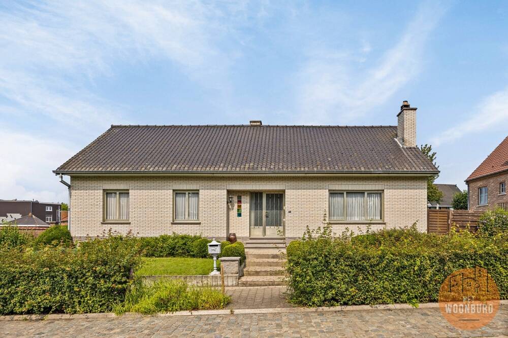 Maison à vendre à Gooik 1755 360000.00€ 4 chambres 245.00m² - Annonce 419267