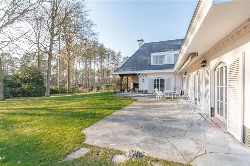 Maison à vendre à Braine-l'Alleud 1420 1095000.00€ 6 chambres 480.00m² - Annonce 419564