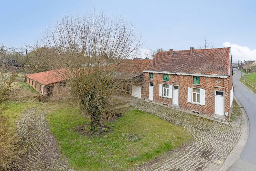 Bungalow te  koop in Vlezenbeek 1602 699000.00€ 3 slaapkamers 600.00m² - Zoekertje 420054