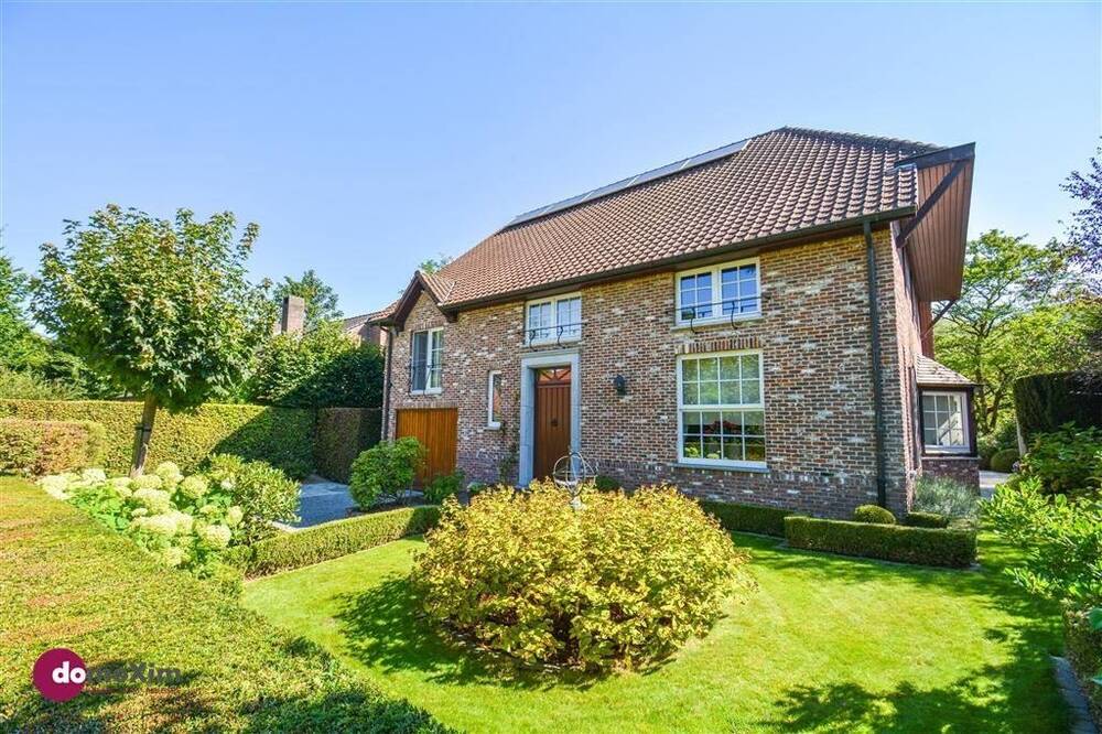 Huis te koop in Hofstade 1981 749000.00€ 4 slaapkamers 302.00m² - Zoekertje 423576