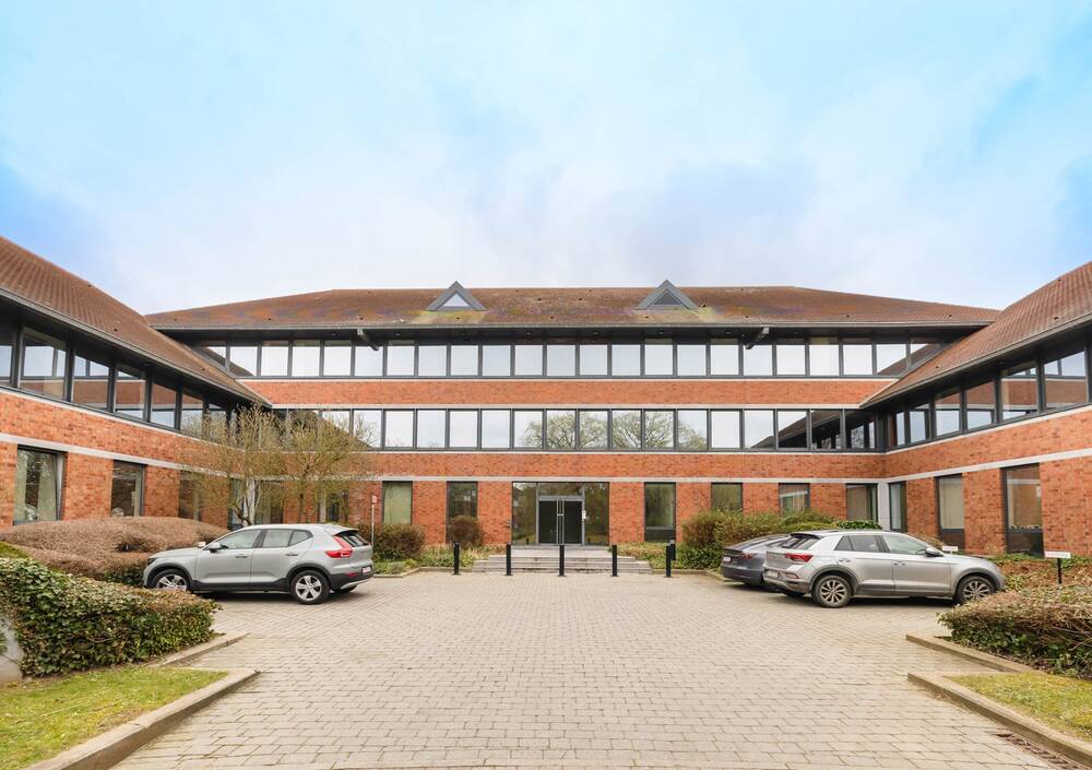 Commerce à vendre à Waterloo 1410 455000.00€  chambres 268.00m² - Annonce 430604