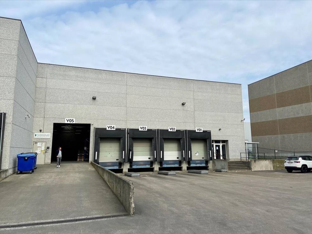 Commerce à louer à Vilvorde 1800 10870.00€  chambres m² - Annonce 431498