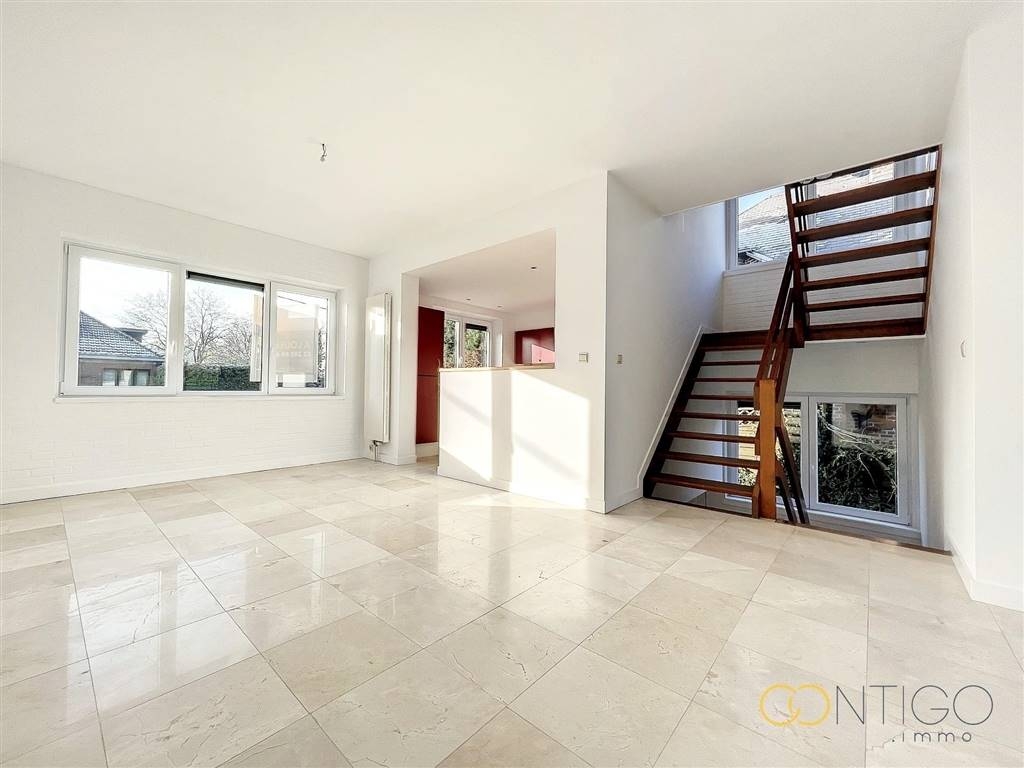 Maison à louer à Wezembeek-Oppem 1970 2300.00€ 3 chambres 150.00m² - Annonce 433910