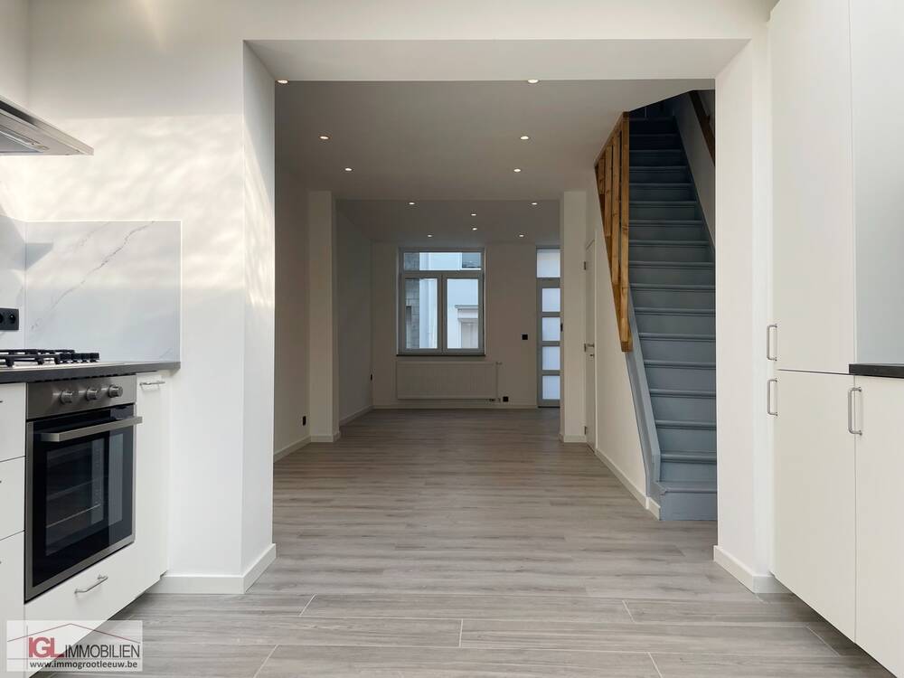 Huis te koop in Ruisbroek 1601 295000.00€ 3 slaapkamers 103.00m² - Zoekertje 468988