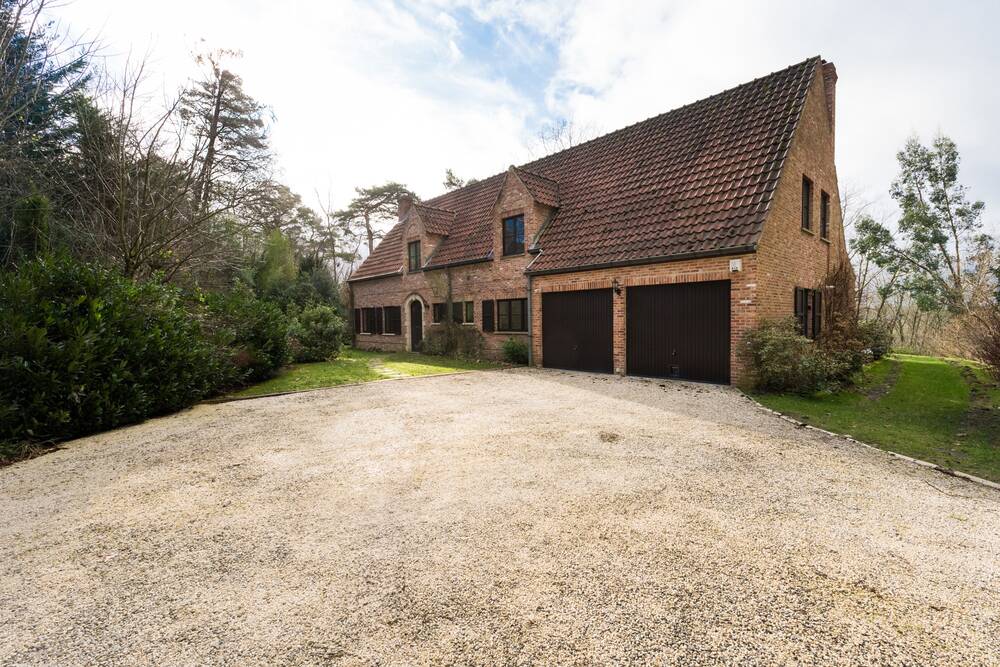 Maison à louer à Lasne 1380 3200.00€ 5 chambres 307.00m² - Annonce 434917