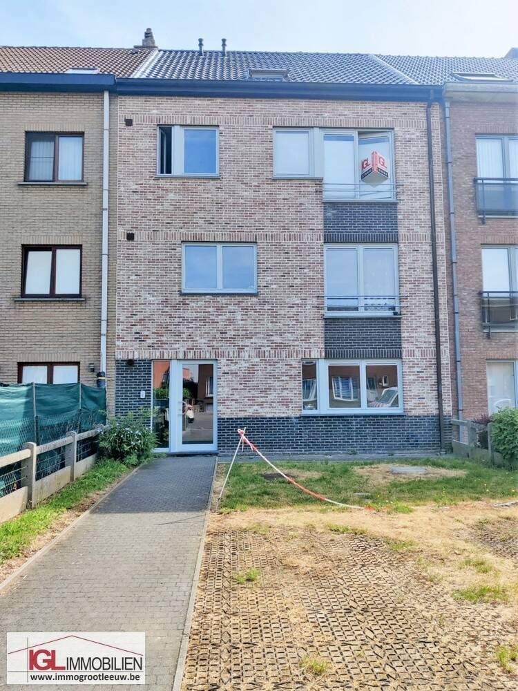 Appartement à vendre à Leeuw-Saint-Pierre 1600 195000.00€ 1 chambres 64.00m² - Annonce 435715