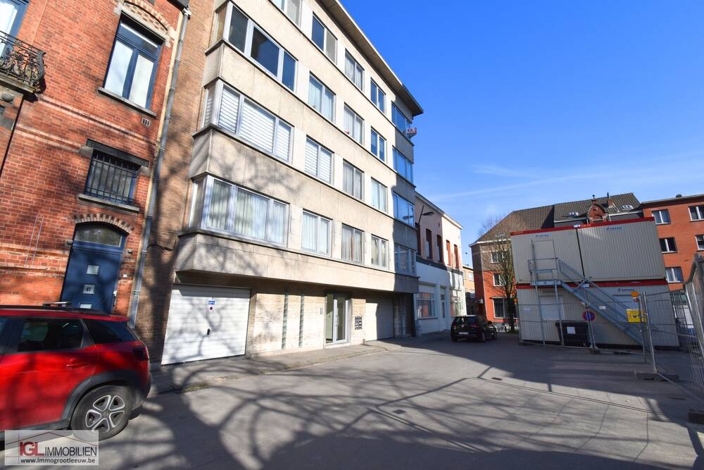 Appartement te in Ruisbroek 1601 850.00€ 2 slaapkamers 94.00m² - Zoekertje 436571