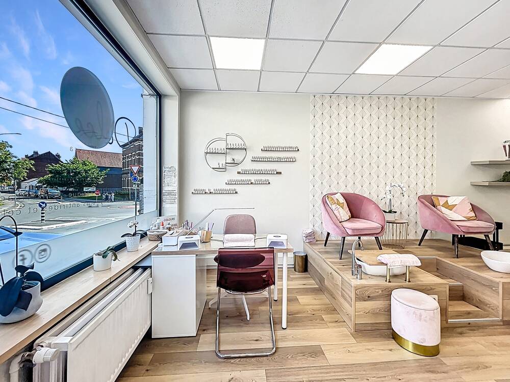 Handelszaak te  koop in Genval 1332 150000.00€  slaapkamers 38.00m² - Zoekertje 438186