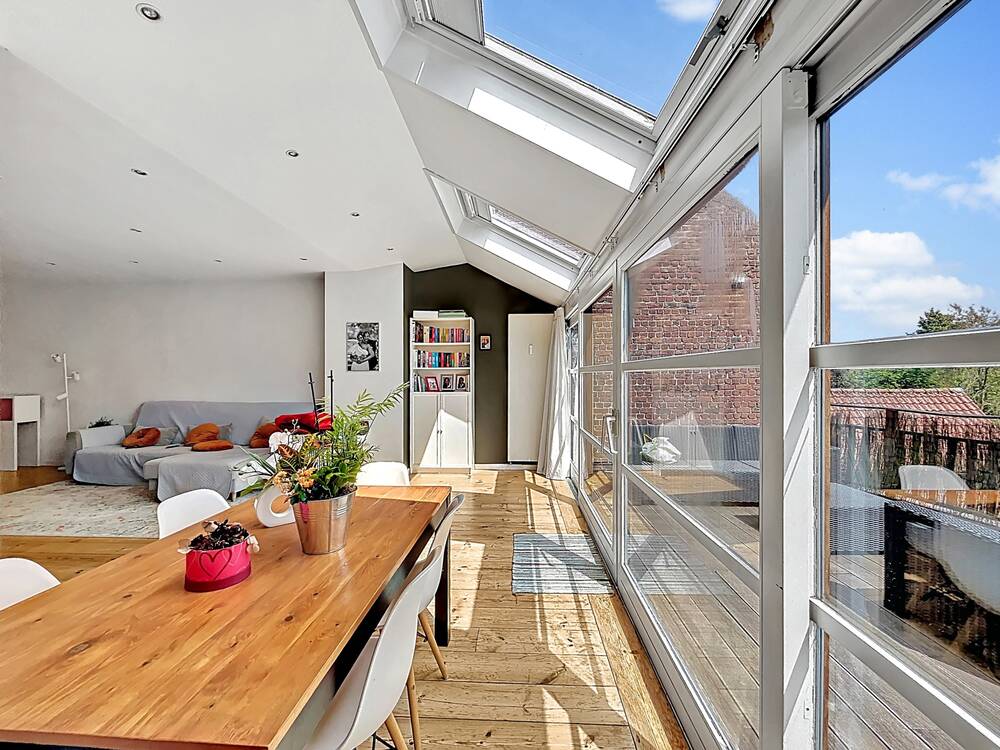 Triplex te  koop in Genval 1332 450000.00€ 5 slaapkamers 155.00m² - Zoekertje 438184