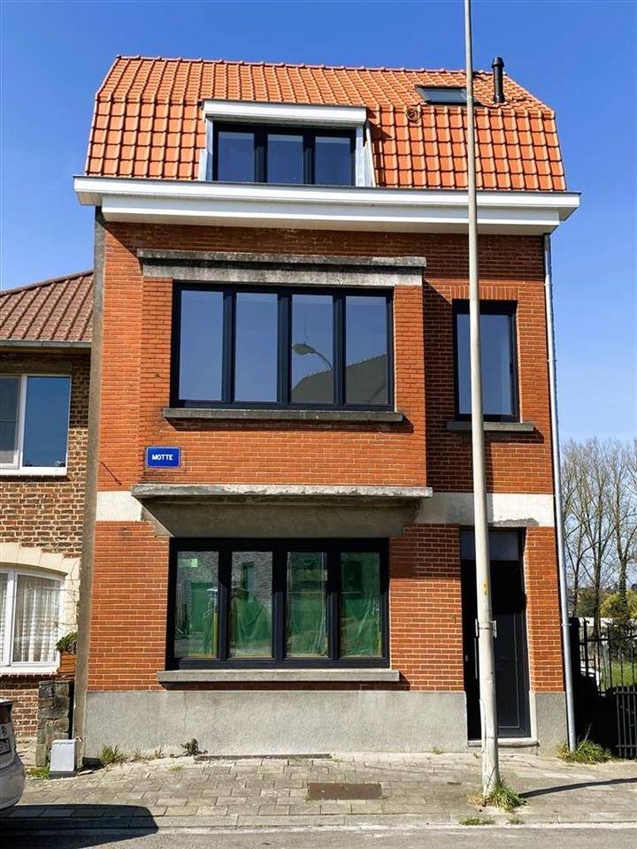 Maison à louer à Wemmel 1780 1700.00€ 3 chambres m² - Annonce 439760