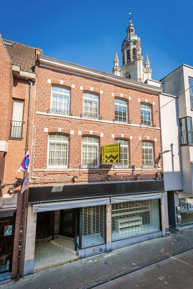 Commerce à vendre à Halle 1500 425000.00€ chambres 317.00m² - Annonce 439744