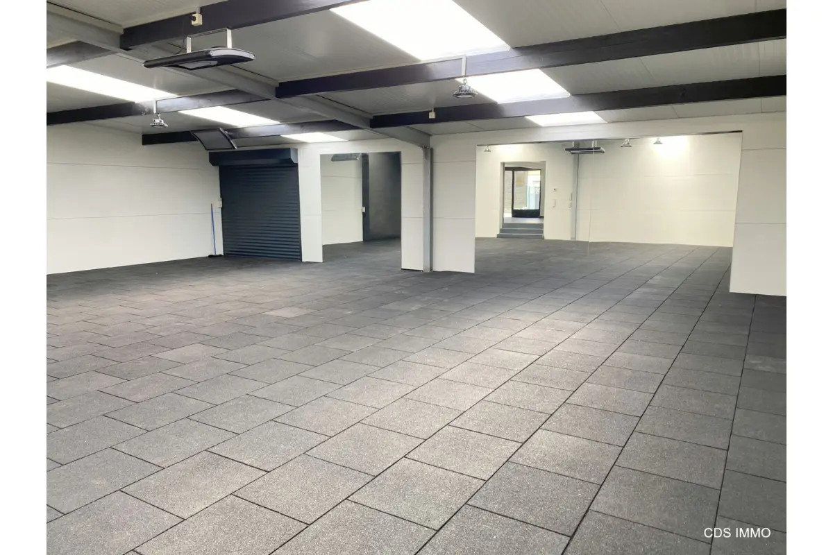 Handelszaak te  huur in Kessel-Lo 3010 1250.00€  slaapkamers 164.00m² - Zoekertje 439749