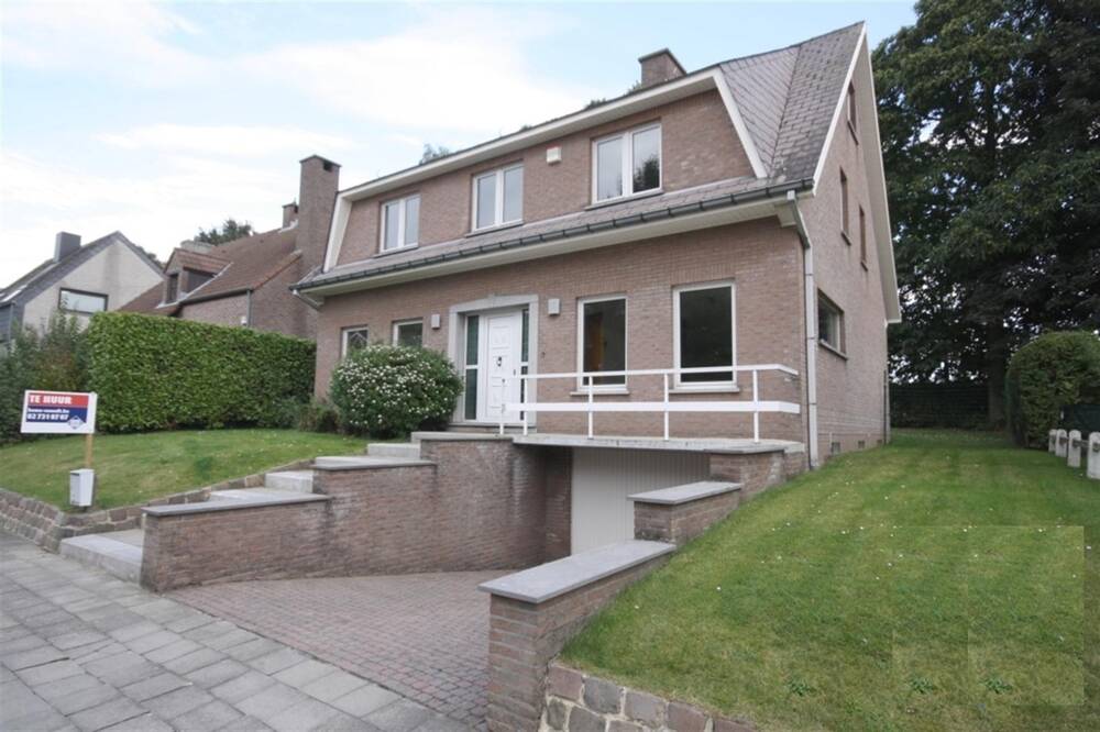 Maison à louer à Tervuren 3080 2650.00€ 6 chambres 224.00m² - Annonce 439676