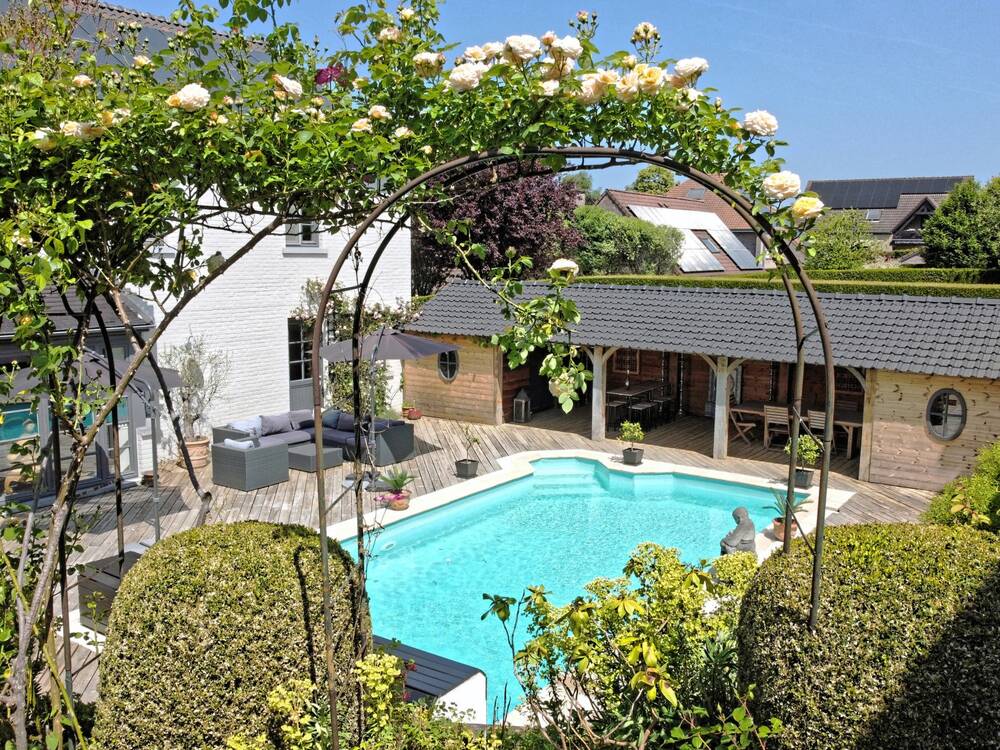 Villa à vendre à Waterloo 1410 1495000.00€ 8 chambres 636.00m² - Annonce 440990