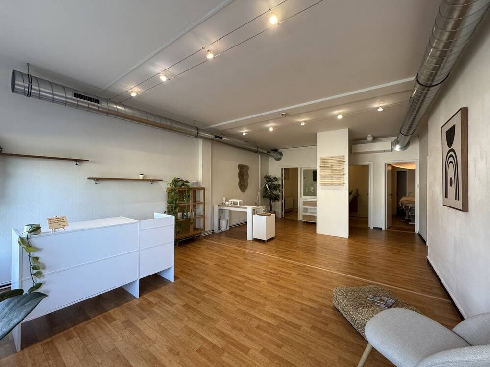 Handelszaak te huur in Hofstade 1981 730.00€ slaapkamers 80.00m² - Zoekertje 445043