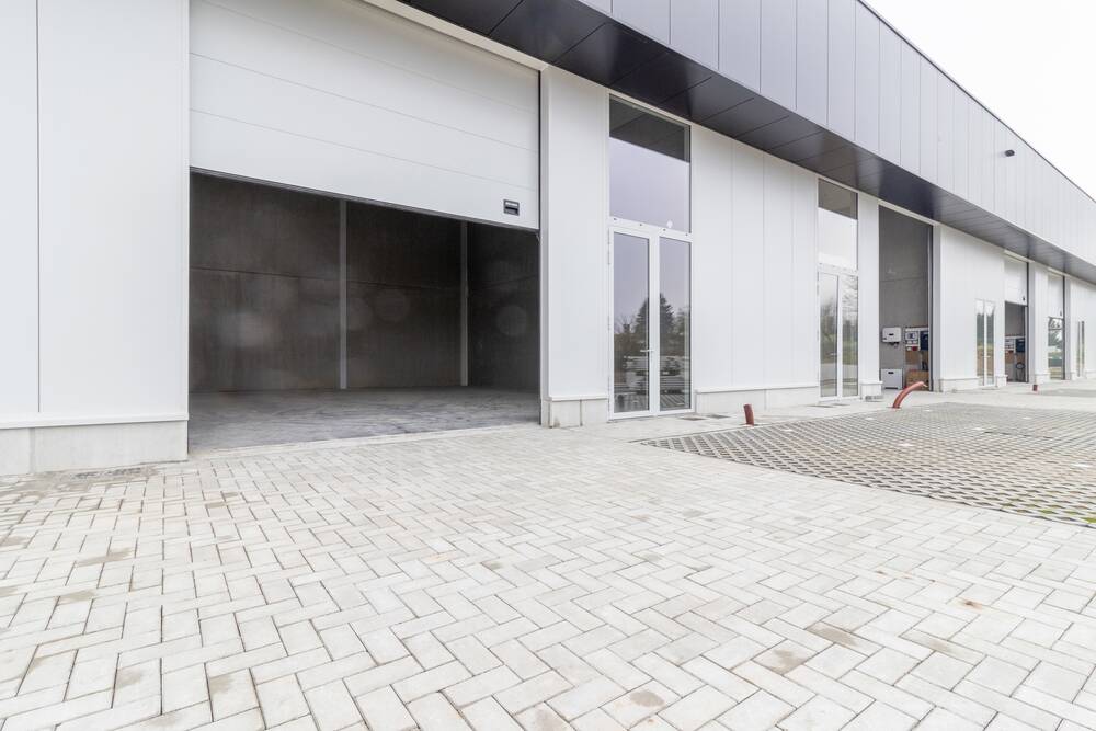 Commerce à vendre à Braine-l'Alleud 1420 311690.00€ chambres 185.00m² - Annonce 445162