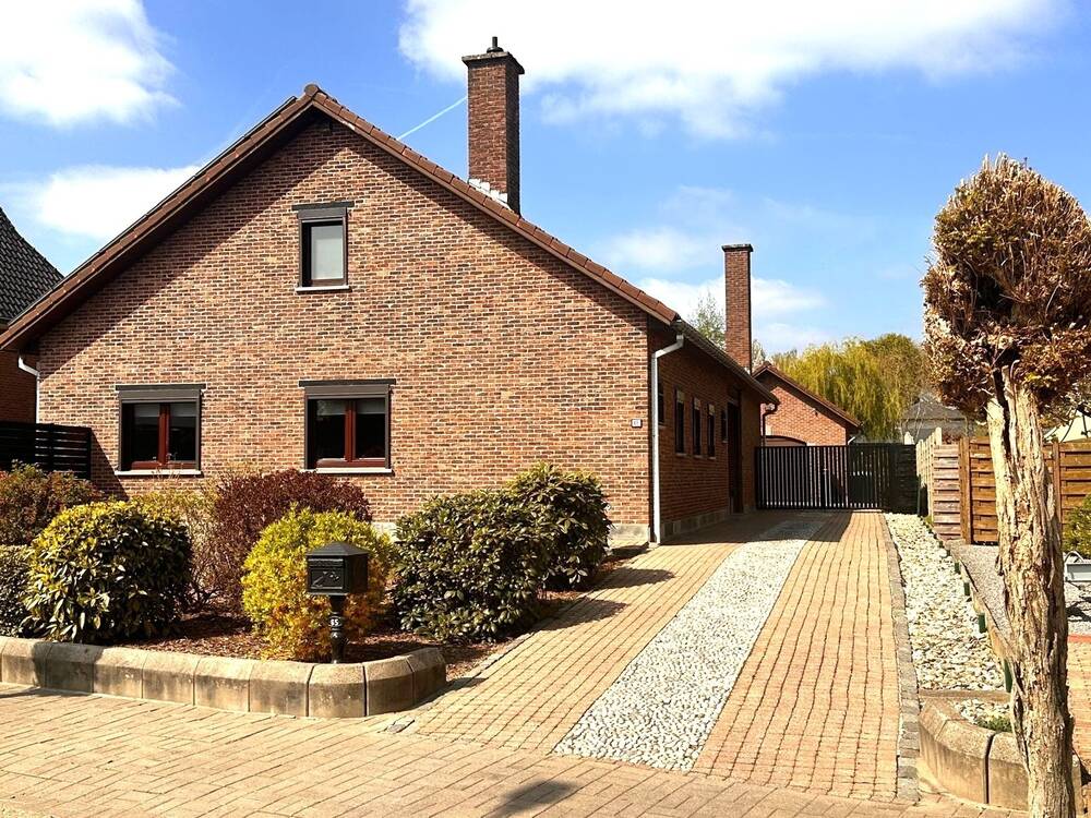 Maison à vendre à Tirlemont 3300 399900.00€ 2 chambres 326.00m² - Annonce 446250