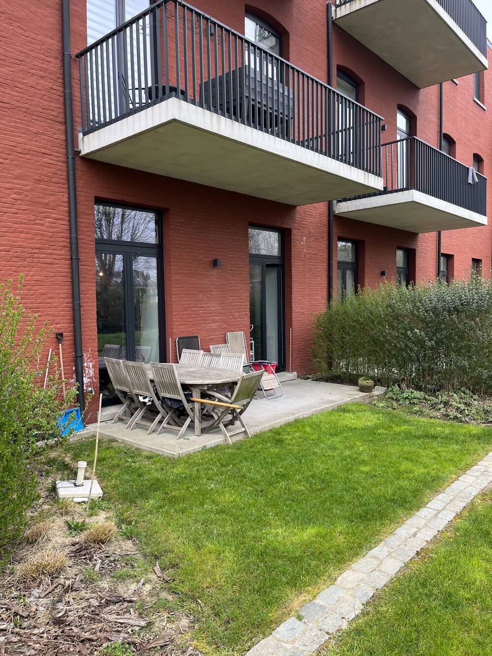 Appartement à louer à Lot 1651 1350.00€ 2 chambres 106.00m² - Annonce 446982