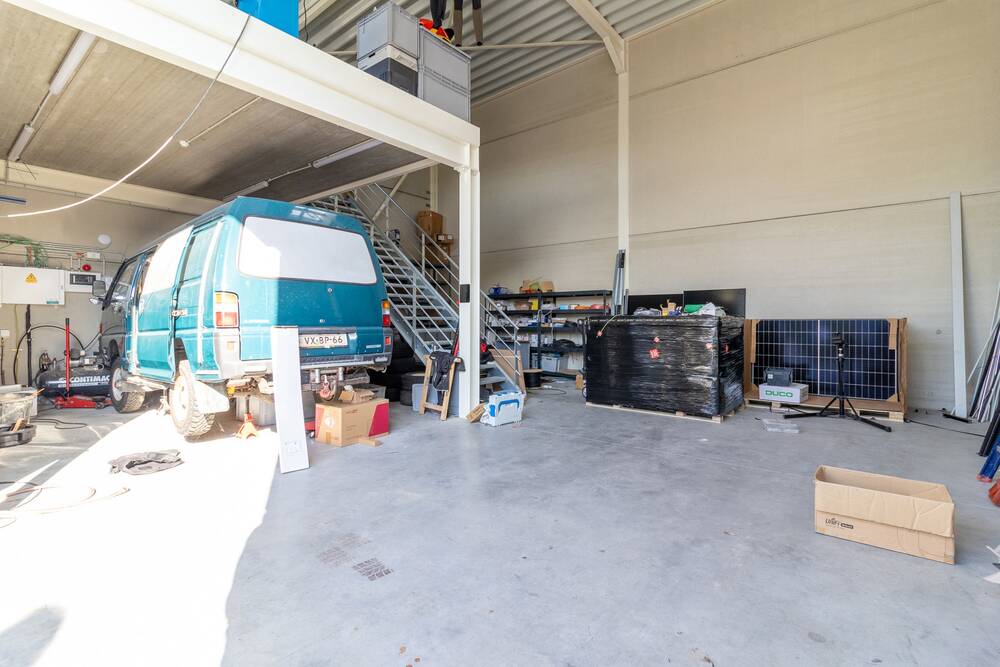 Commerce à louer à Wavre 1300 1150.00€ chambres 126.00m² - Annonce 451526
