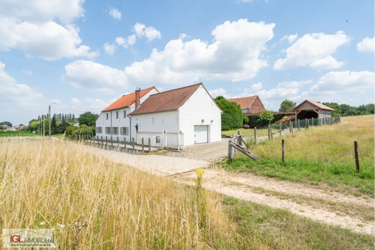 Boerderij te  koop in Lennik 1750 695000.00€ 4 slaapkamers 166.00m² - Zoekertje 570570