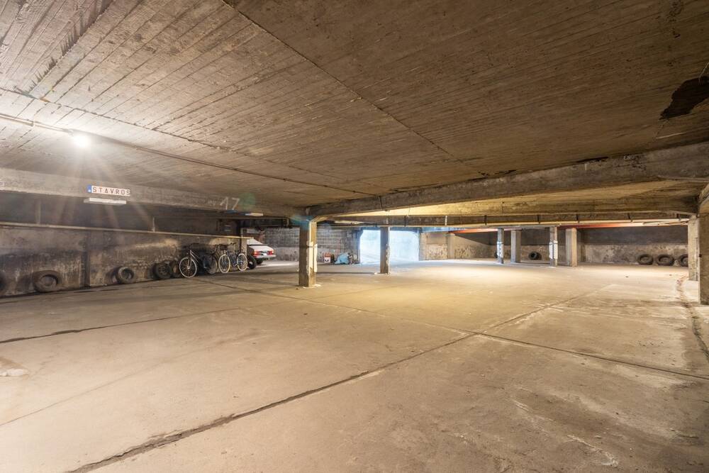 Parking / garage à vendre à Vilvorde 1800 175000.00€ chambres m² - Annonce 450176