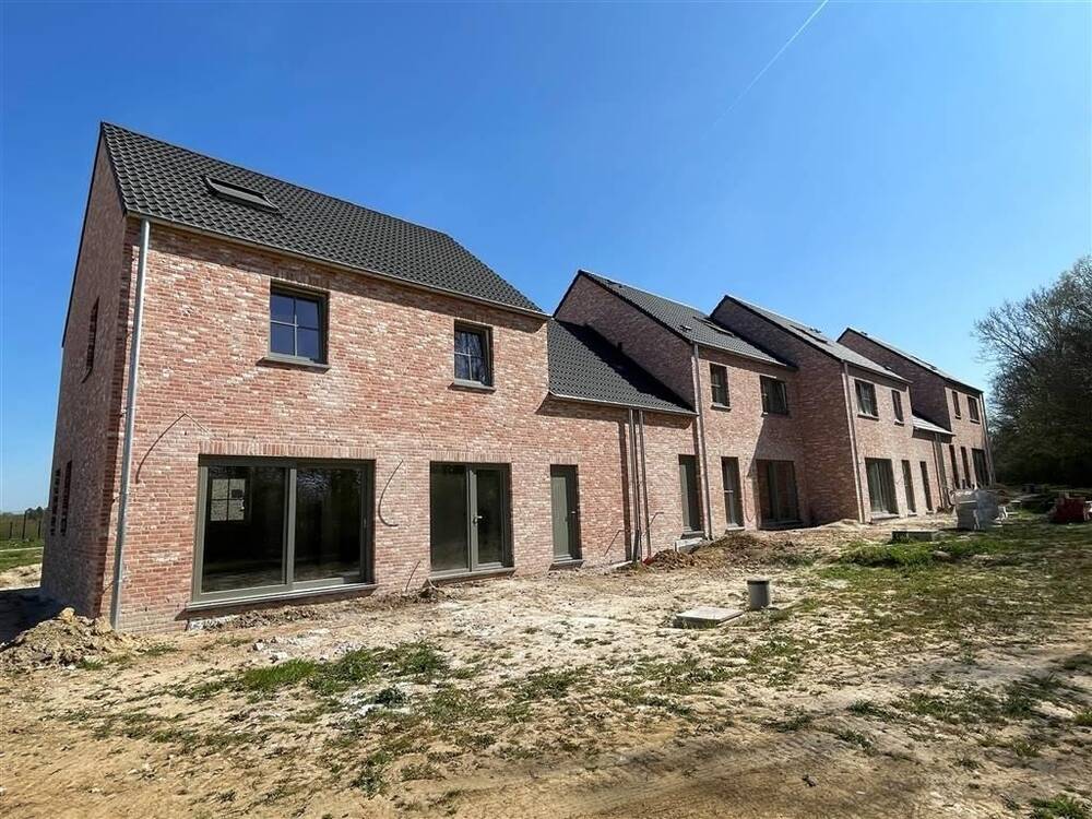 Maison à vendre à Orp-le-Grand 1350 474601.00€ 4 chambres 219.00m² - Annonce 451443
