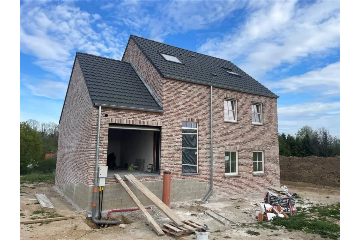 Huis te  koop in Orp-le-Grand 1350 488652.77€ 4 slaapkamers 219.00m² - Zoekertje 451228