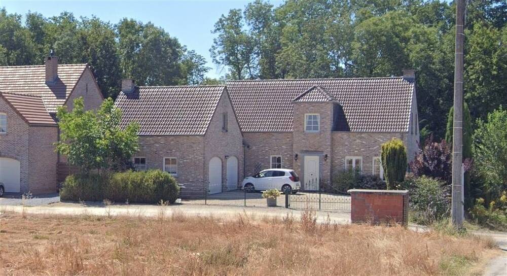 Maison à vendre à Lathuy 1370 295000.00€ 3 chambres 210.00m² - Annonce 452110
