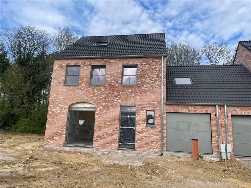 Maison à vendre à Orp-le-Grand 1350 528020.00€ 4 chambres 220.00m² - Annonce 451447