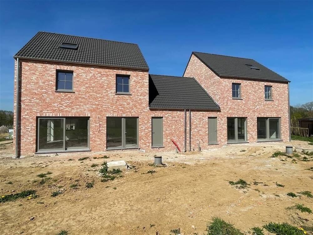 Maison à vendre à Orp-le-Grand 1350 402990.00€ 4 chambres 218.00m² - Annonce 451442