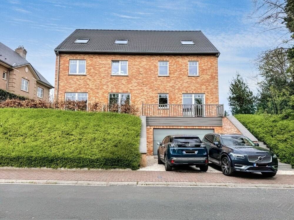 Maison à louer à Waterloo 1410 4100.00€ 6 chambres 320.00m² - Annonce 452060