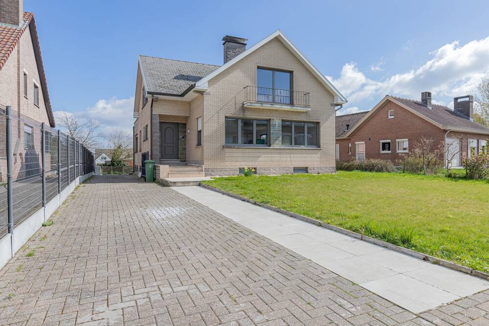 Maison à vendre à Mazenzele 1745 650000.00€ 5 chambres 305.00m² - Annonce 452867
