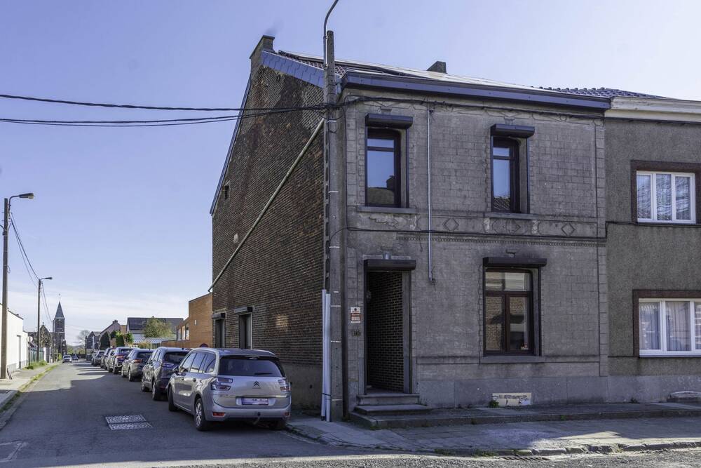 Huis te in Manage 7170 289000.00€ 5 slaapkamers 180.00m² - Zoekertje 453347