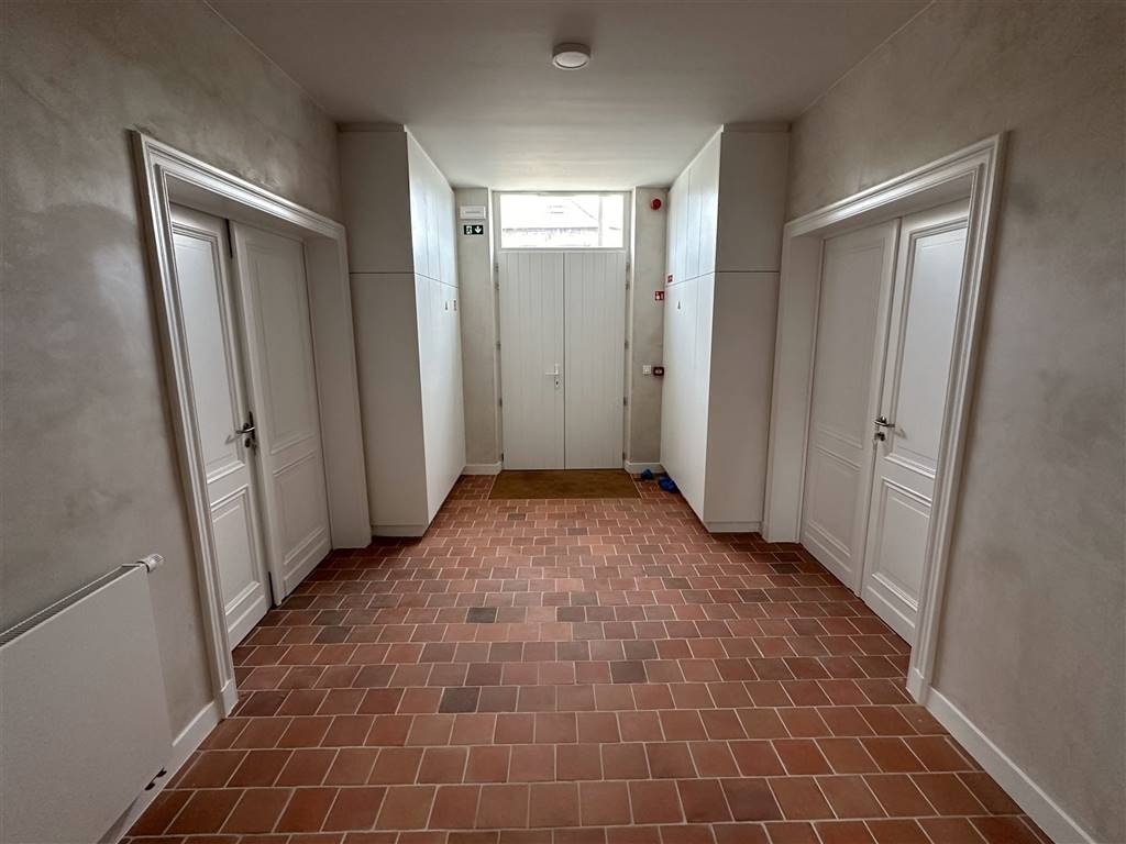Commerce à louer à Hamme-Mille 1320 1500.00€  chambres 120.00m² - Annonce 452444