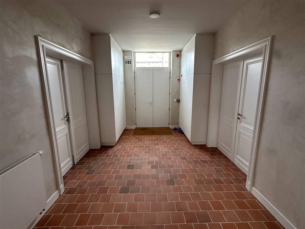 Commerce à louer à Hamme-Mille 1320 1500.00€  chambres 120.00m² - Annonce 452444