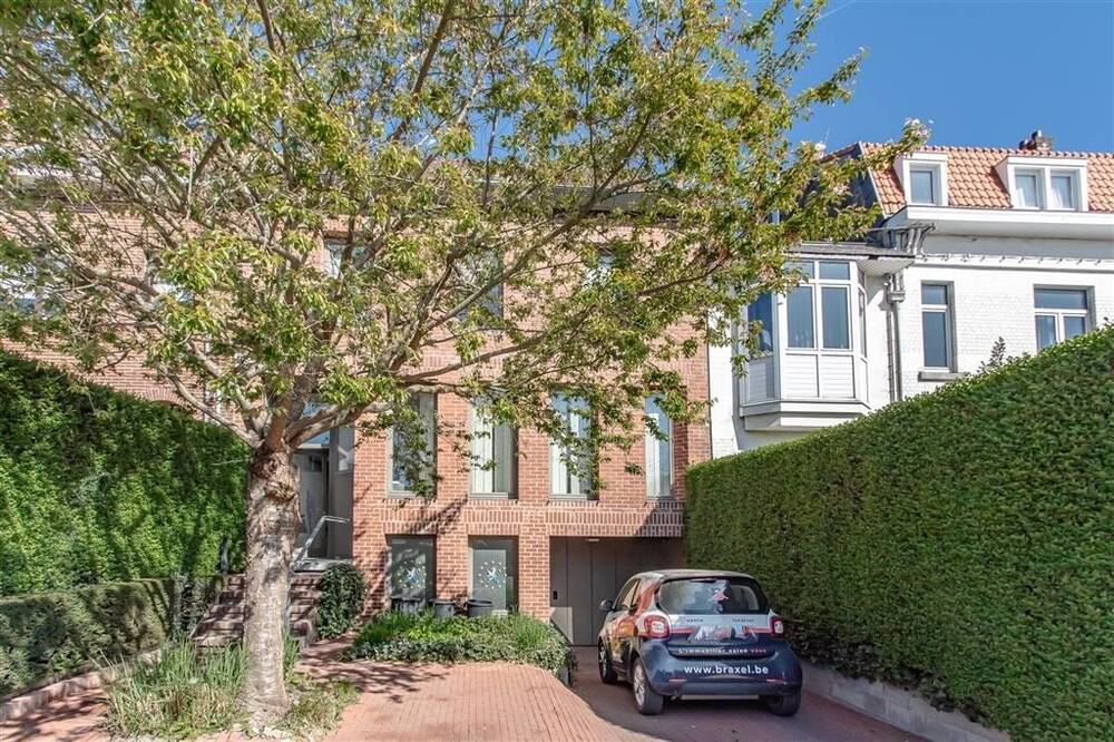 Maison à vendre à Waterloo 1410 695000.00€ 5 chambres 295.00m² - Annonce 453610