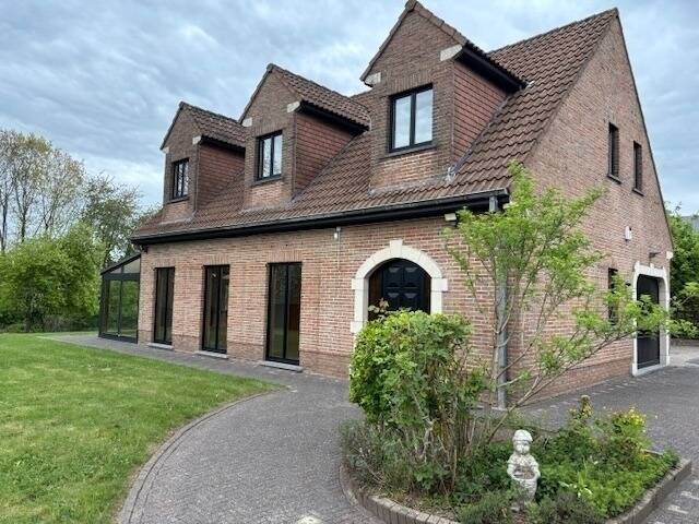 Huis te koop in Lot 1651 480000.00€ 3 slaapkamers 160.00m² - Zoekertje 455366