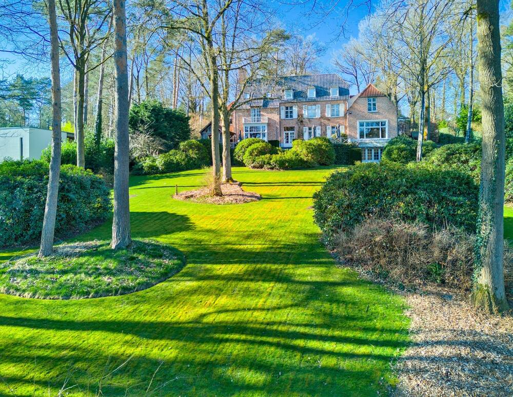 Maison à vendre à Braine-l'Alleud 1420 2295000.00€ 6 chambres 764.00m² - Annonce 454130