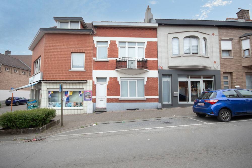 Huis te koop in Sint-Pieters-Leeuw 1600 340000.00€ 3 slaapkamers 140.00m² - Zoekertje 454597