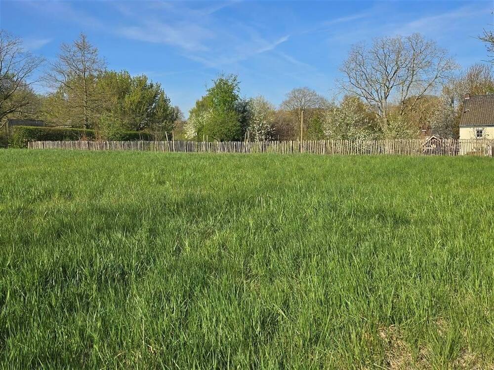 Terrain à vendre à Marilles 1350 99000.00€  chambres m² - Annonce 456404