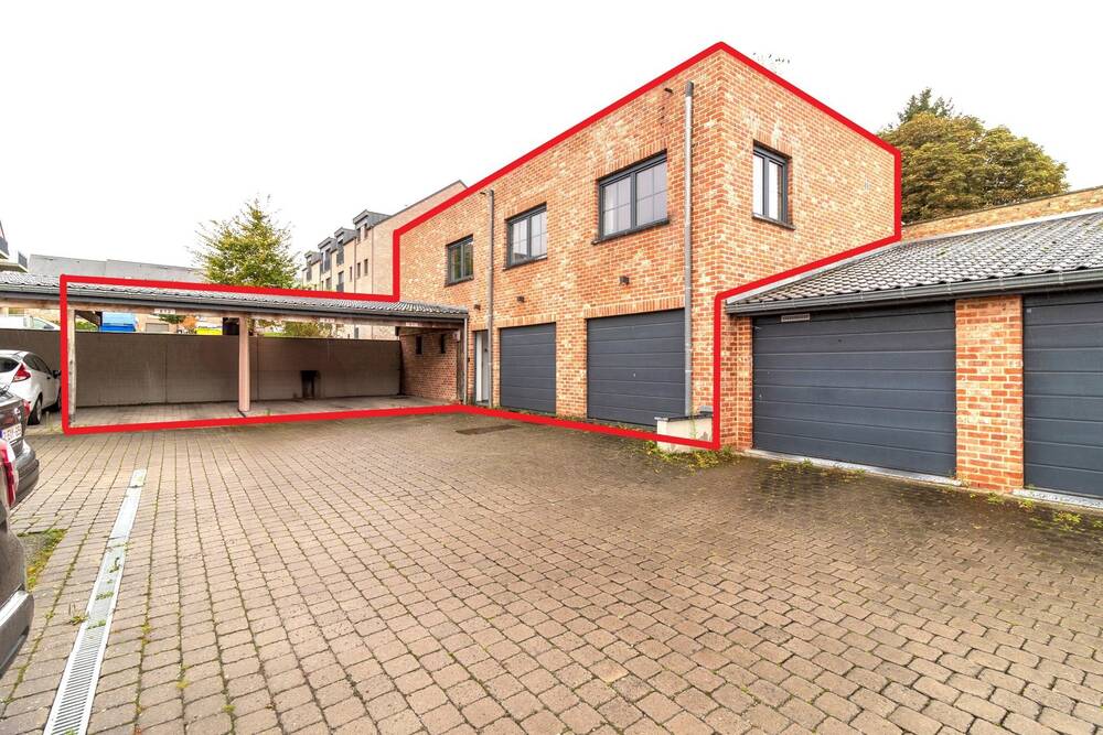 Appartement te koop in Waver 1300 375000.00€ 1 slaapkamers 155.00m² - Zoekertje 457225