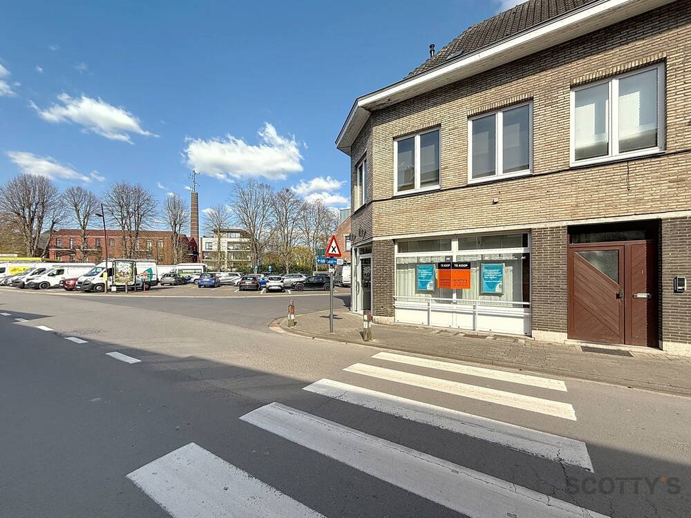 Commerce à vendre à Lot 1651 195000.00€ chambres 190.00m² - Annonce 457459