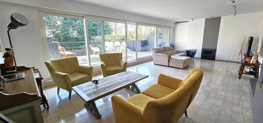 Appartement à louer à Rhode-Saint-Genese 1640 3200.00€ 3 chambres 232.00m² - Annonce 458048